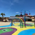 Mobil 8 Personnes Climatisé 3 Avec Piscines Et à Pied à 500m à Canet-plage Camping Canet-en-Roussillon